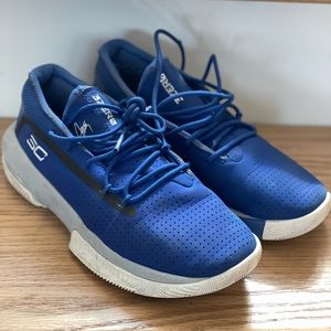 Under Armour Steph Curry Basketball shoes